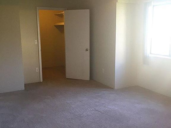Master Bed with Walk-in Closet