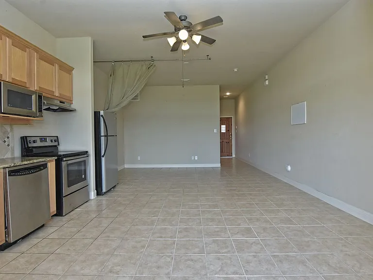 1908 Kahala Sunset Dr #D — Photo 29