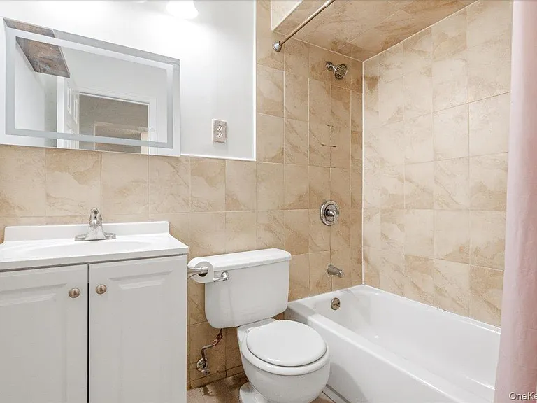7806 153rd Ave #A — Photo 20