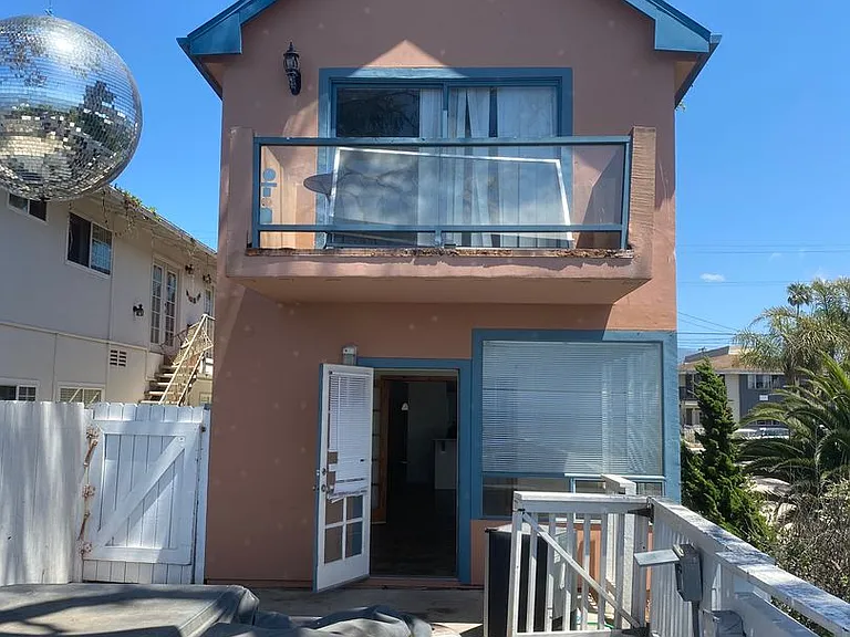 6773 Del Playa Dr — Photo 10