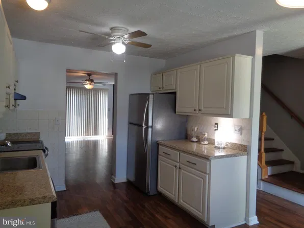 3927 Cutty Sark Rd, Baltimore, MD 21220