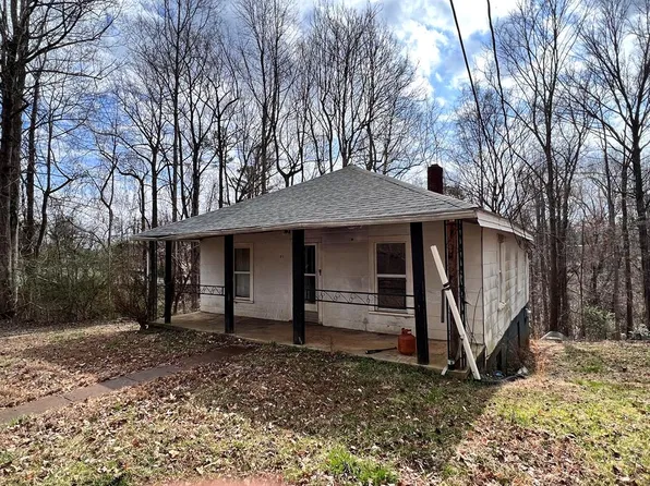 (undisclosed Address), Bassett, VA 24055