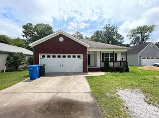 1050 Givens Rd, Chattanooga, TN 37421