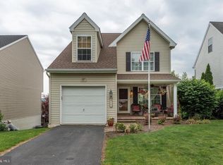 327 W Main St, Adamstown, PA 19501