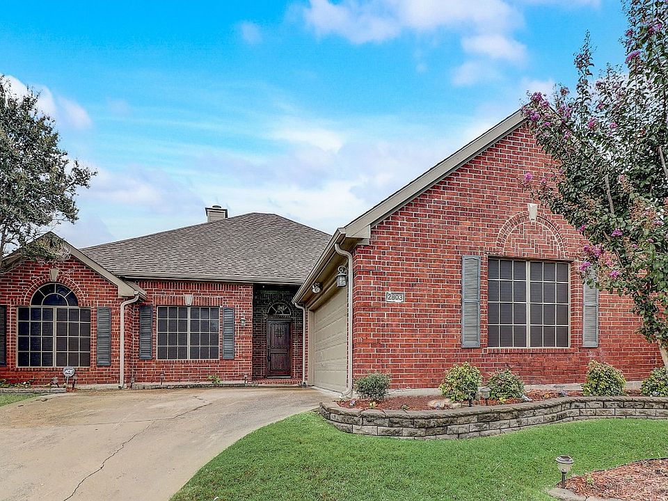 1st image of 2803 Bradford Oaks Dr
