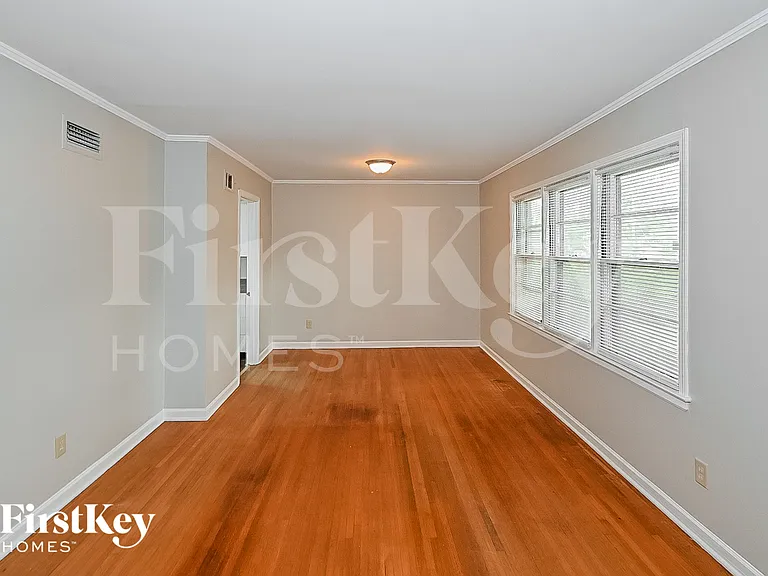 1515 Mount Moriah Rd — Photo 4
