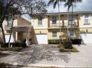 482 Capistrano Dr, Palm Beach Gardens, FL 33410
