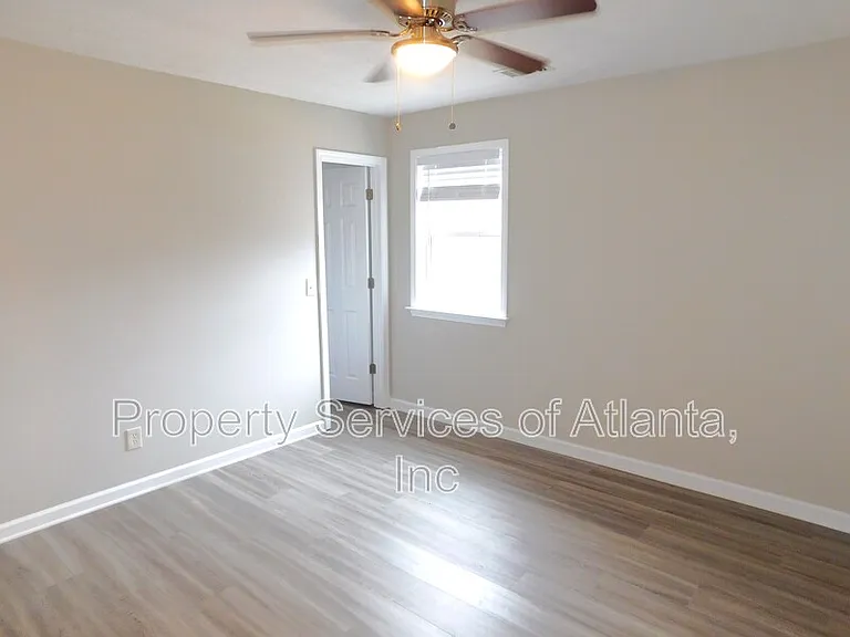 6431 Shadow Ct — Photo 14