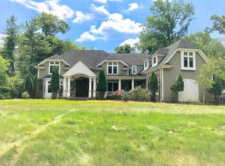 46 Hidden Glen Rd, Upper Saddle River, NJ 07458