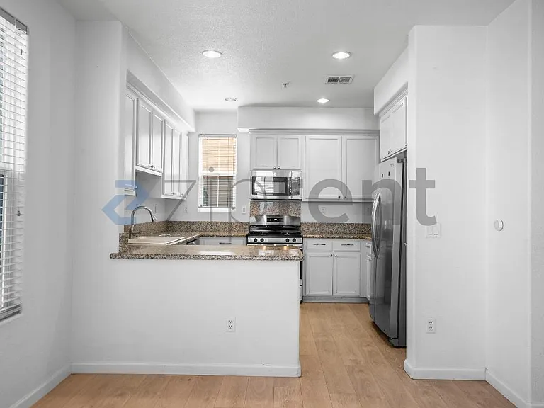 227 Parc Place Dr — Photo 11