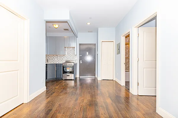 Rented by MySpaceNYC | media 2