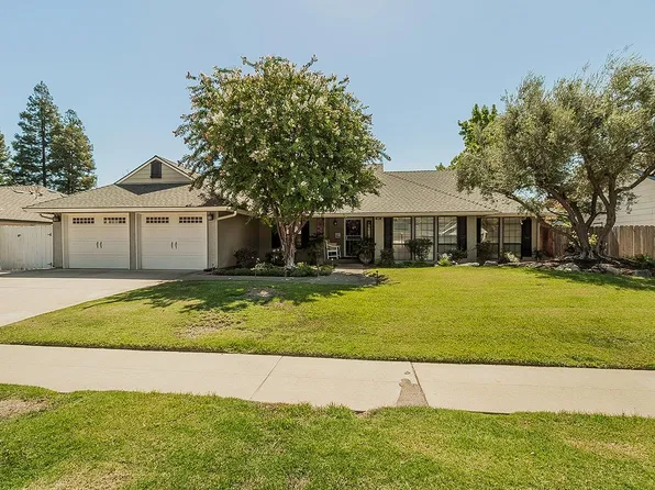 583 E Warwick Ave, Fresno, CA 93720
