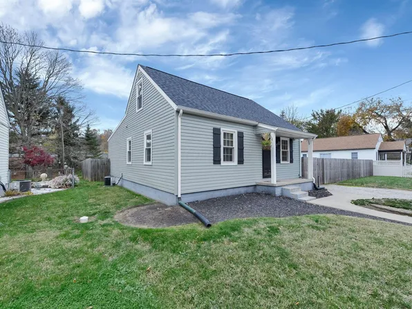 1046 Sugar Grove Rd, Lancaster, OH 43130