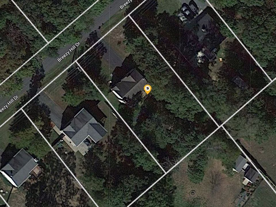 1st image of 23 Breezy Hill Dr