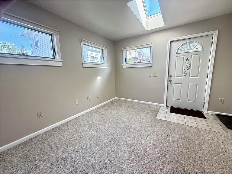 5156 Saint Paul Blvd — Photo 11