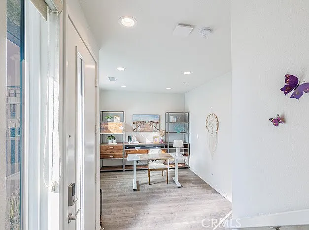 2 bed, 2.5 bath, 1505 sqft, $4,500 — Photo 2