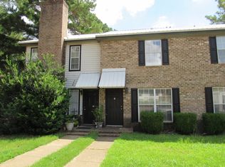 700 Woodleigh Rd #1, Dothan, AL 36305