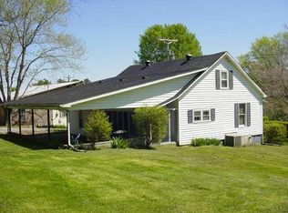 104 Nall Ave, Centerville, TN 37033