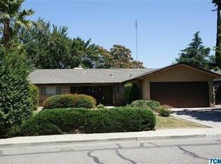 236 E Country Ave, Visalia, CA 93277