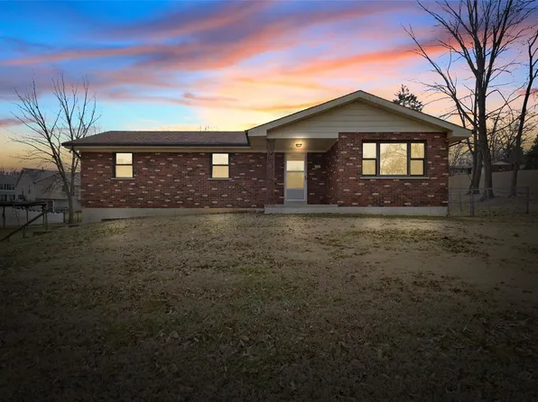 1722 Miller Rd, Imperial, MO 63052