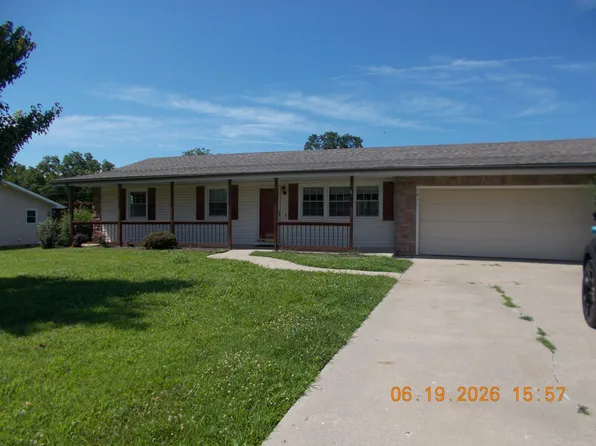 7031 W Lone Oak Street, Springfield, MO 65803