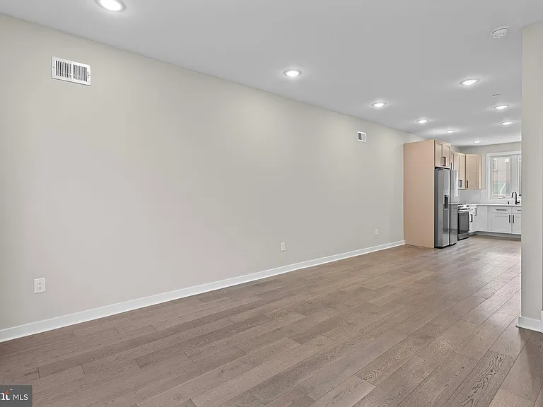 2528 N Hope St #1 — Photo 12