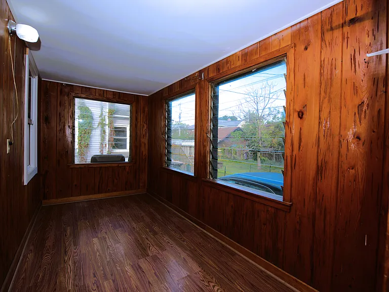 508 W Lakeside St — Photo 28