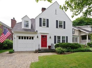 614 Wayland Ave, Kenilworth, IL