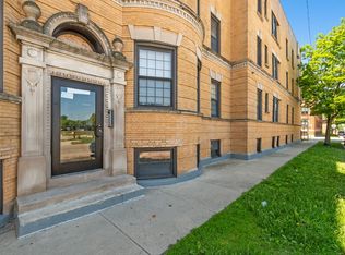 347 E 48th St UNIT 3C, Chicago, IL 60615