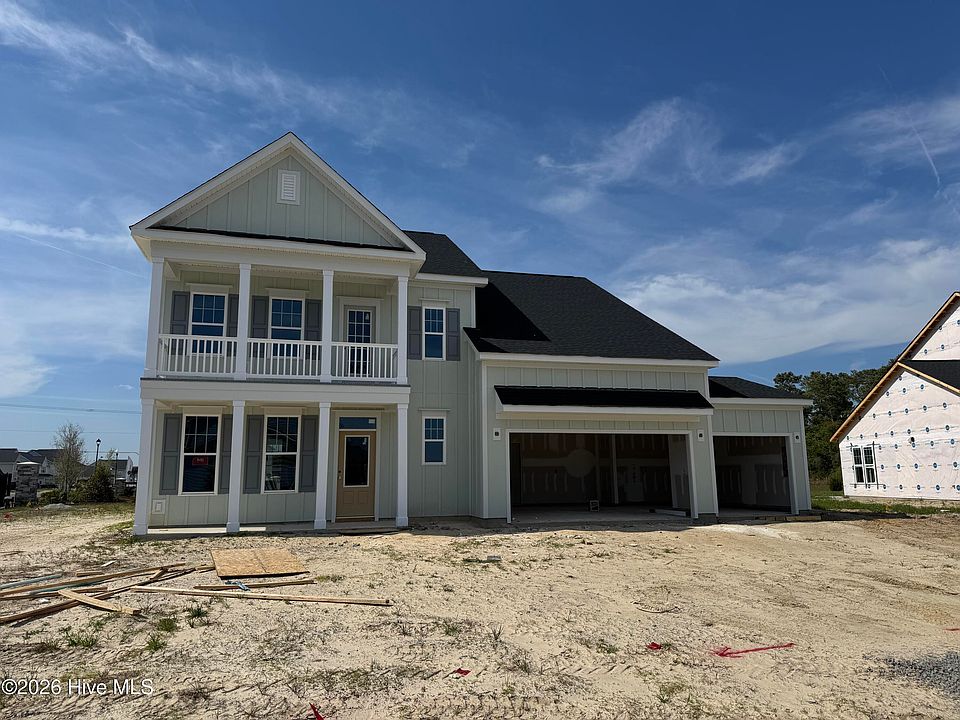 1st image of 15 Lookout Point