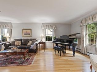 6 Wickham Rd, Winchester, MA 01890