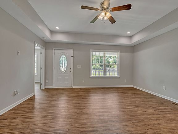 5th image of 306 Twilight Ct