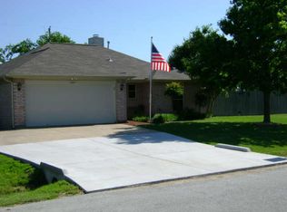 307 Richy Rd, Roanoke, TX 76262