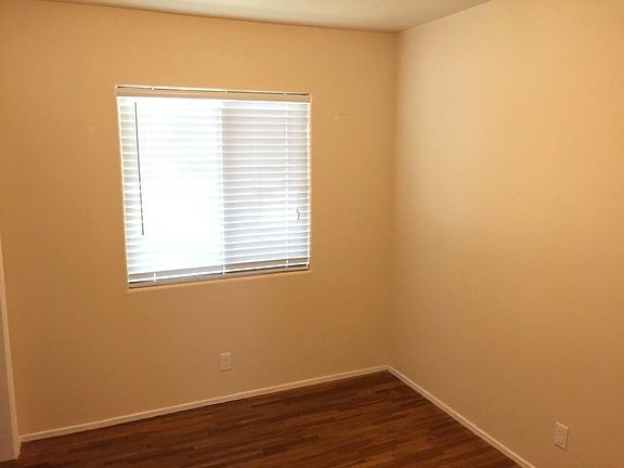 5th image of 5559 E Garland Ave