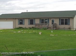 1252 E Wilkinson Rd, Owosso, MI 48867