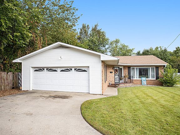 2nd image of 126 De Voll Ct