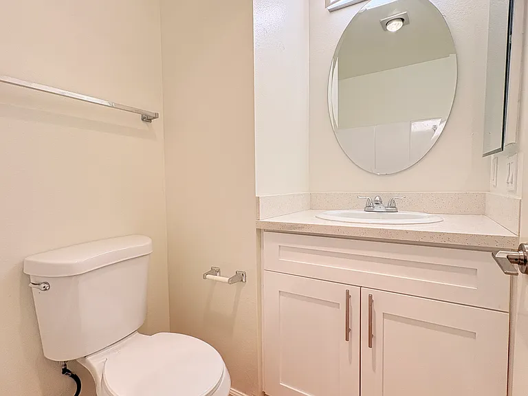 1340 Orange Grove Avenue — Photo 5