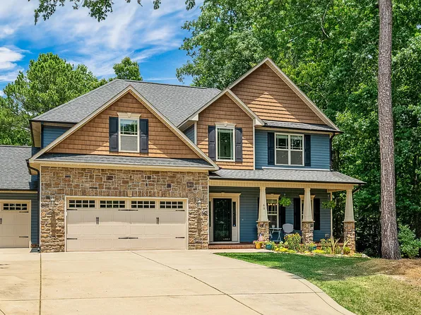 60 Kendrick Ct, Fuquay Varina, NC 27526