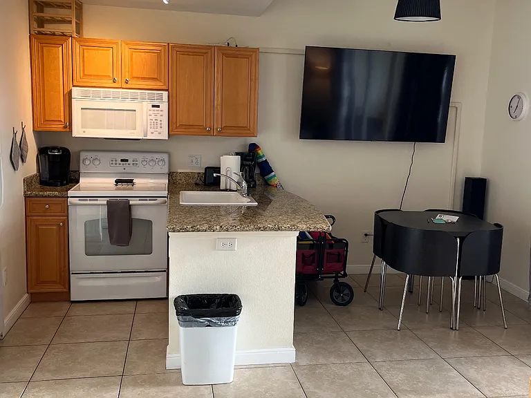 8800 Bay Pines Blvd #404 — Photo 15