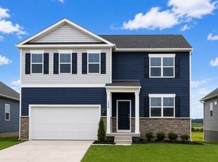 106 Bookers Crest Dr, Stephens City, VA 22655