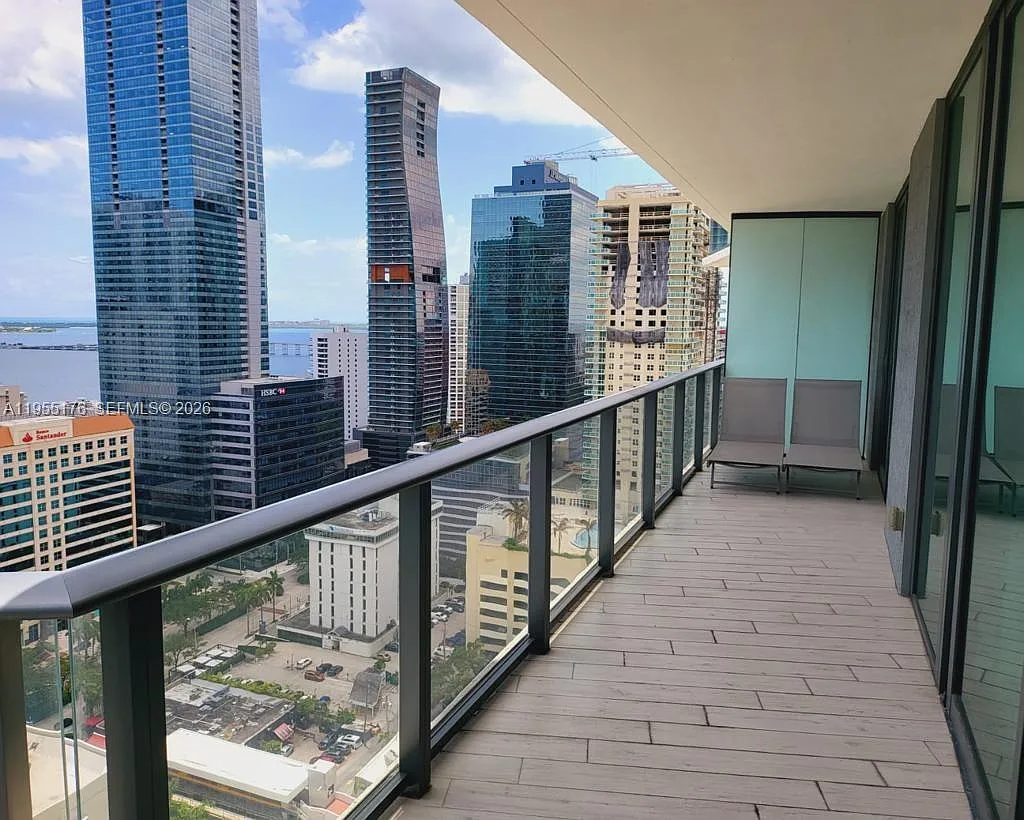 1300 S Miami Avenue Condo — Photo 3