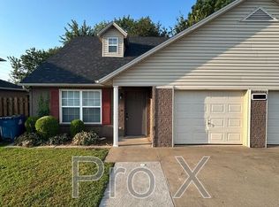 3303 SW Victoria Pl APT 1, Bentonville, AR 72712