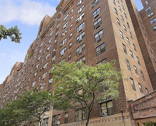 2nd image of 400 E 52nd St APT 15J
