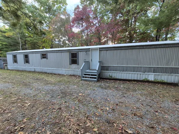 100 Horsehead Rd, Grottoes, VA 24441
