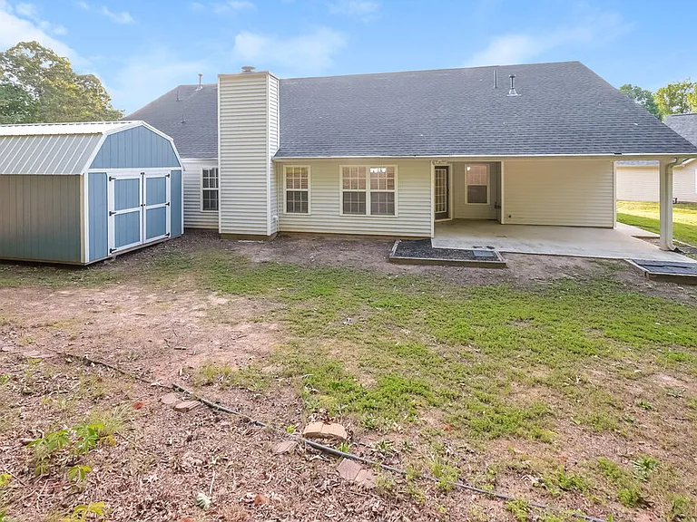 300 Windsor Brook Ln SE — Photo 16
