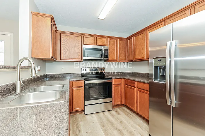 701 Holland Ridge Dr — Photo 7