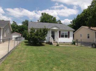 528 Bridge Ave, Murfreesboro, TN 37129