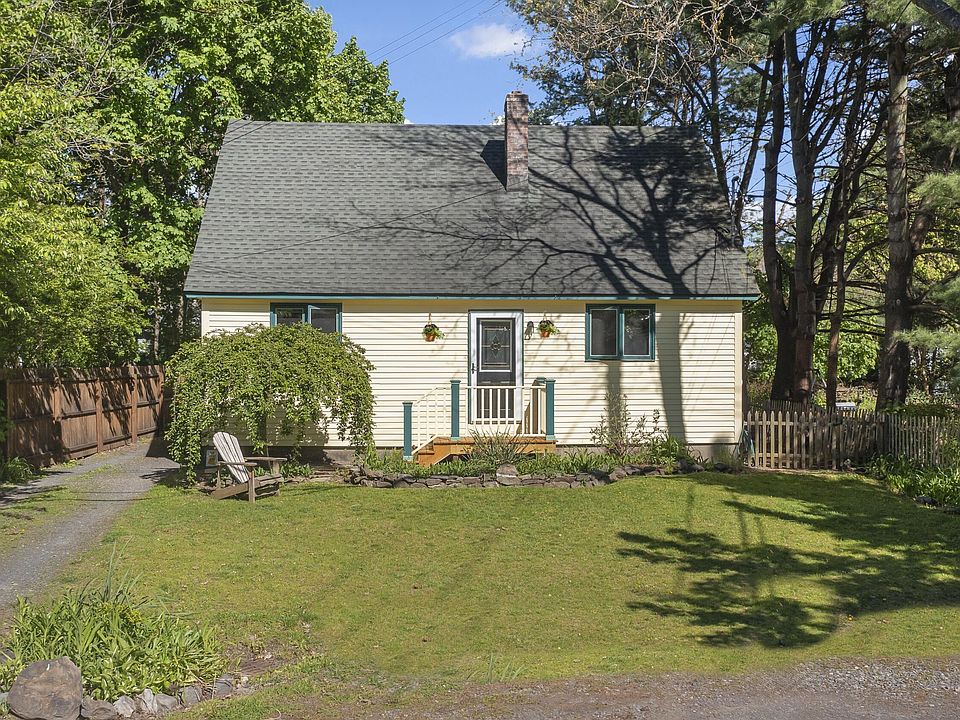 1st image of 18 Taft Rd