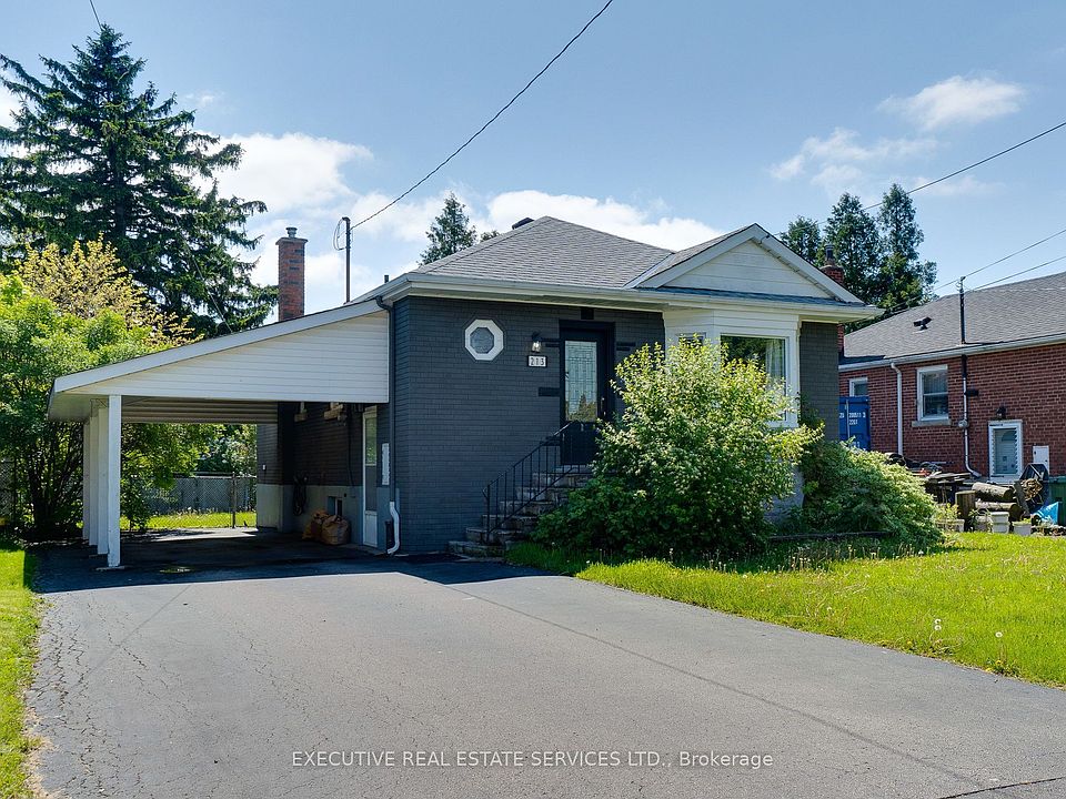 1st image of 213 E 32nd St