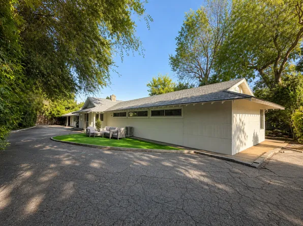 934 El Campo Dr, Pasadena, CA 91107